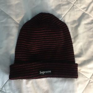 Authentic Supreme Black and Red Beanie